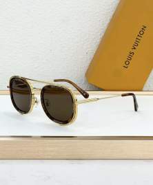 Picture of Louis Vuitton Sunglasses _SKUfw77796289fw